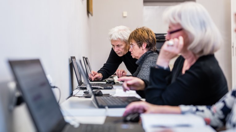 Warsztaty komputerowe dla seniorów